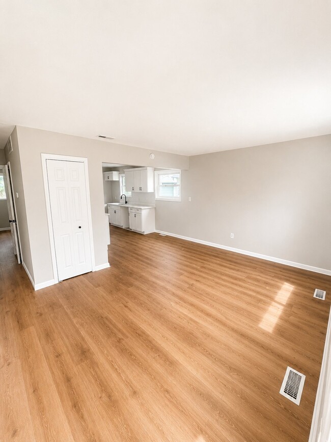Photo - 4724 Homewood Dr
