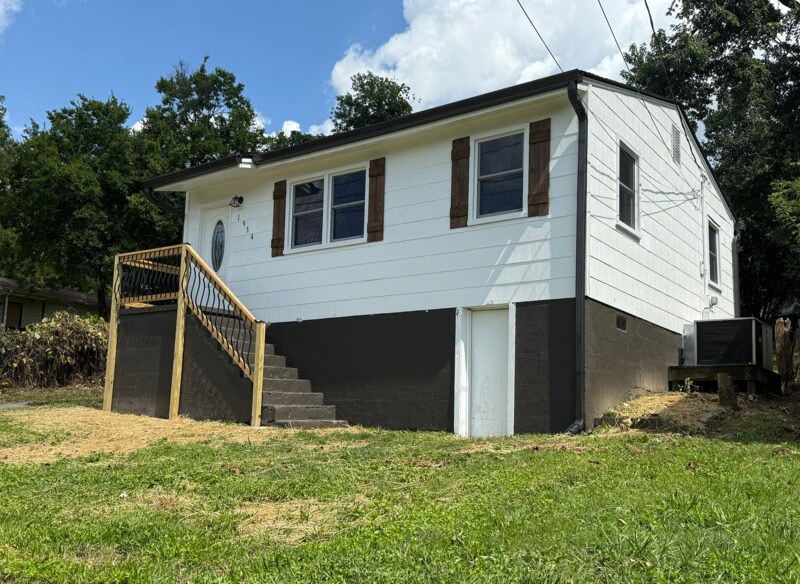 Photo - 1934 Massachusetts Ave