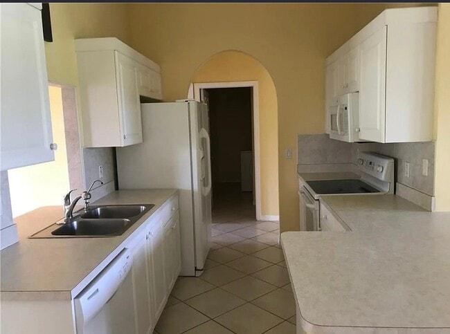 Photo - 1816 SW 38th Terrace