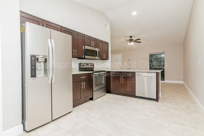 Photo - 1848 Bonneville Dr