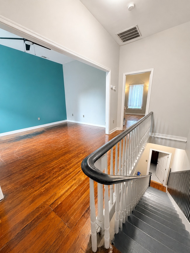Photo - 412 N 27th St Unidad 412 N27  B