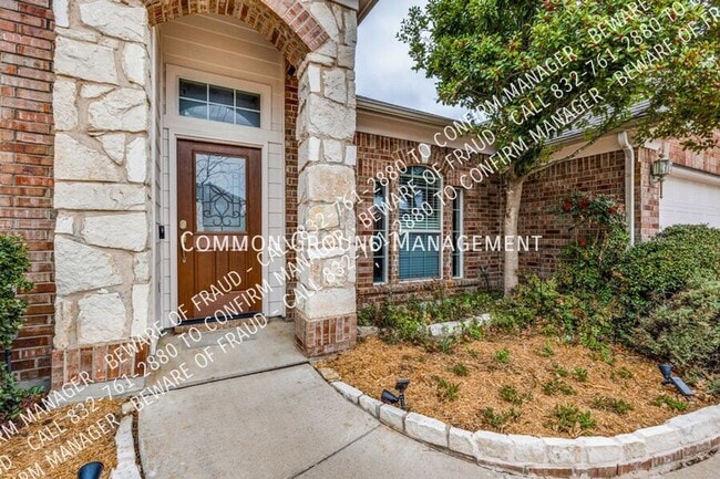 Photo - 815 Hickory St