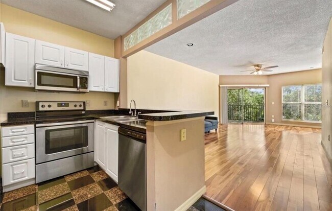 4107 Chatham Oak Ct Unit 326