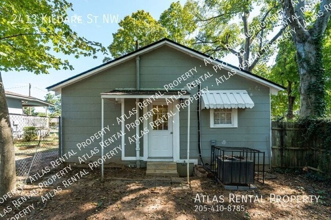 Photo - 2413 Kildare St NW