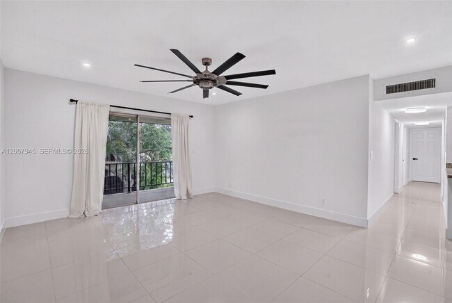 Photo - 13707 SW 91st Ct Unit Apt G