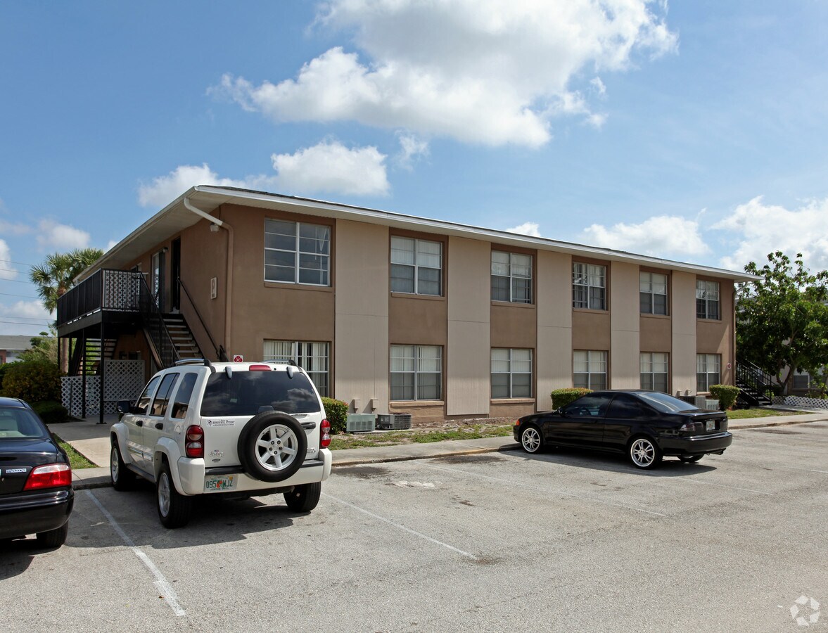 Photo - Lancaster Villas