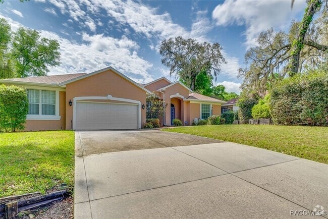 Building Photo - 9041 SW 196th Ct Rental