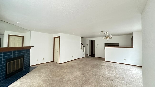 Photo - 831 S 310th Pl