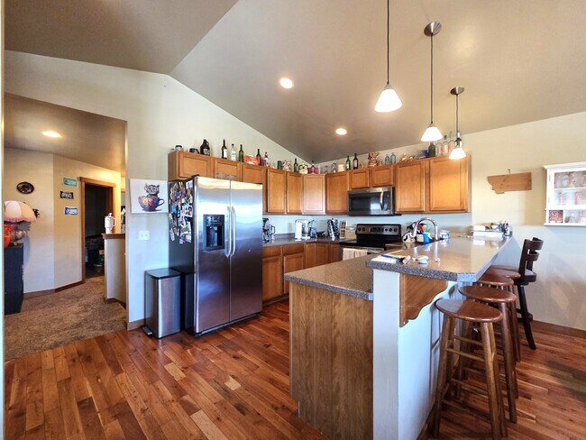 Photo - 1256 Meagher Ave