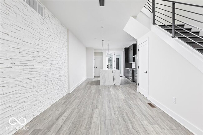 Photo - 2141 N Talbott St