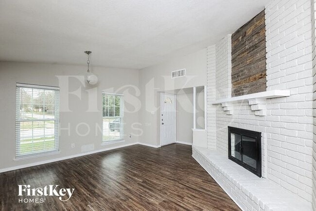 Photo - 4201 Yellowleaf Dr