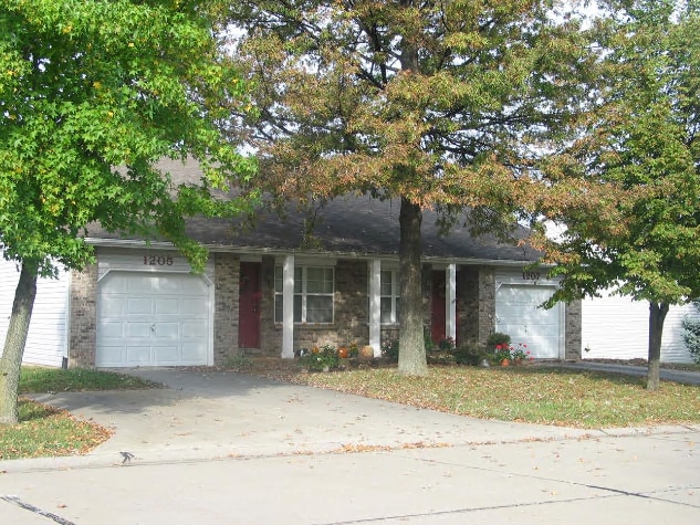 Building Photo - 1207 Woodbridge St