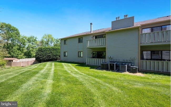 Photo - 103 Woodhollow Dr