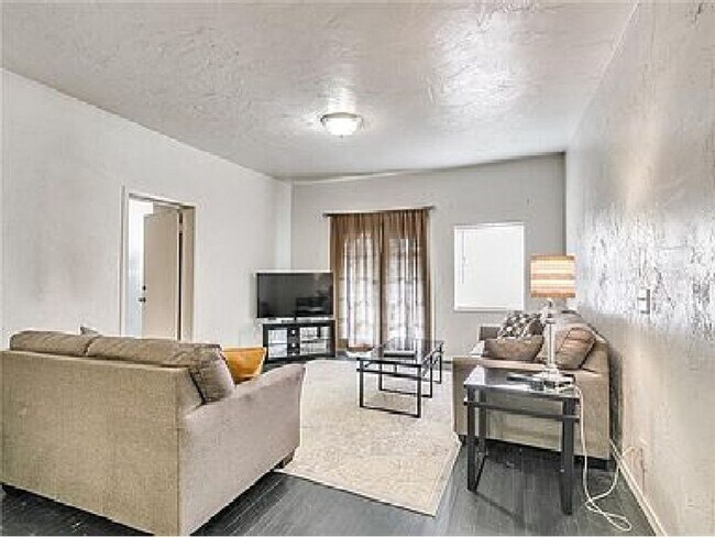 Photo - Cute Modern Concept 2 Bedroom!