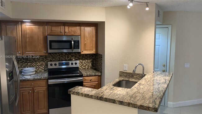 Photo - 1401 Village Blvd Unidad 1615