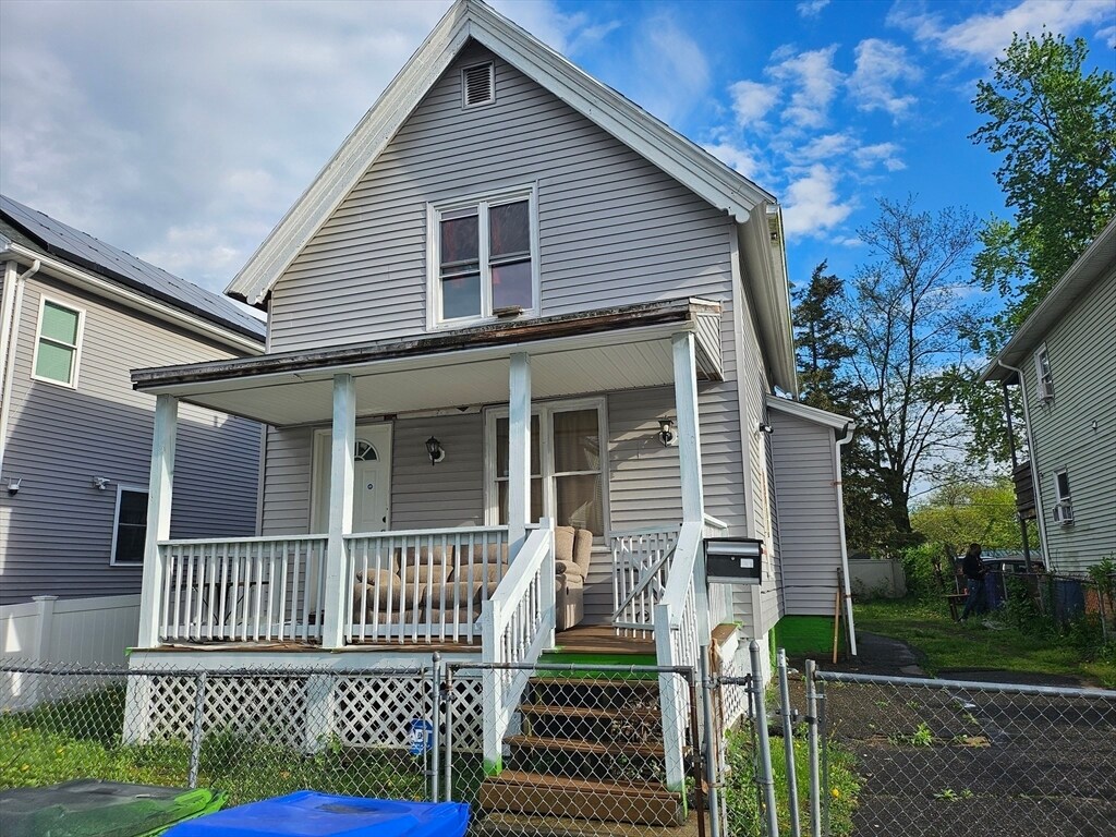 Photo - 241 Tyler St House