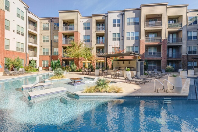 Building Photo - IMT Prestonwood Rental