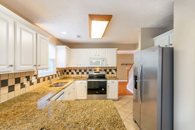 Photo - 4716 Chepstow Dr
