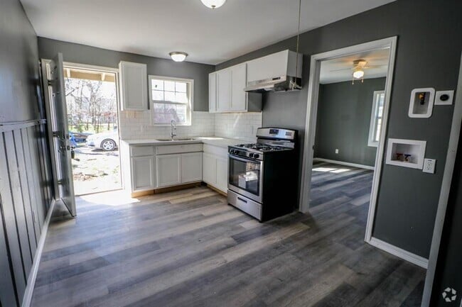 Building Photo - 6507 England St Rental