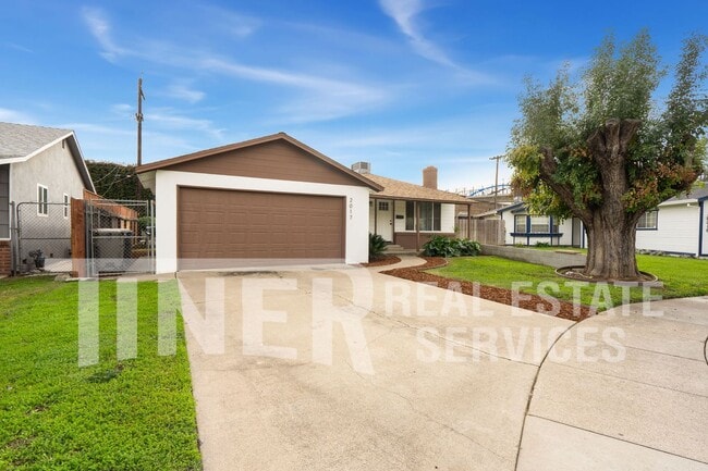 Photo - 2017 Buckeye Dr Casa