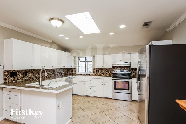 Photo - 4336 Lake Laurel Dr