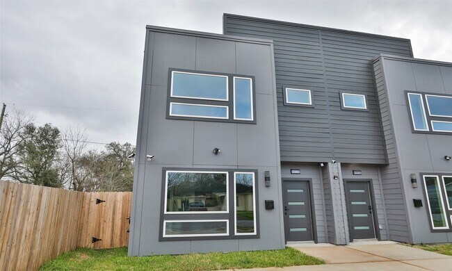 Photo - 9315 Ashville Dr