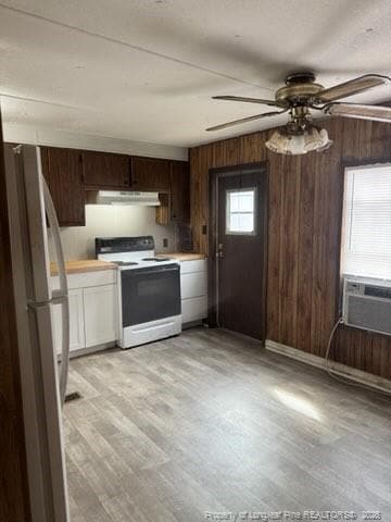 Photo - 1734 Strickland Bridge Rd