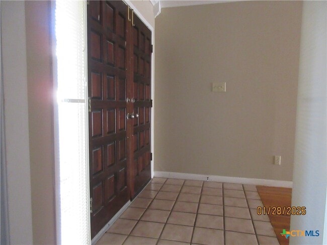 Photo - 906 Illinois Ave