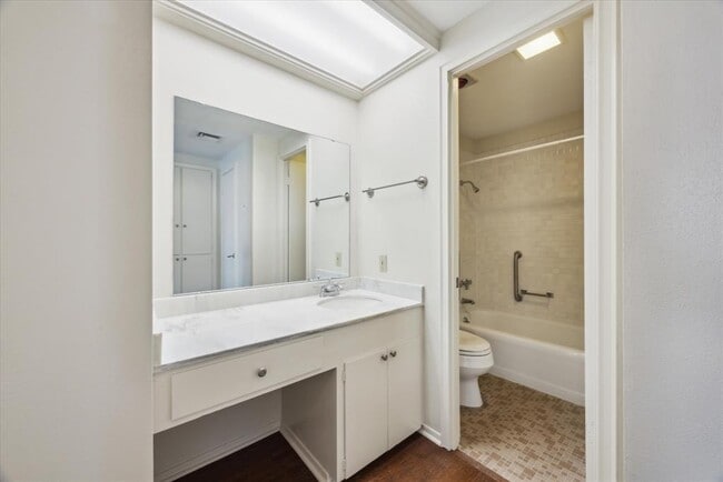 Photo - 1801 Lavaca St Unit 14G