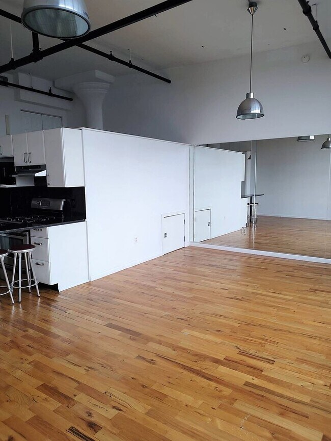 Photo - Modern 1-Bed/1-Bath Industrial Loft Apartm...