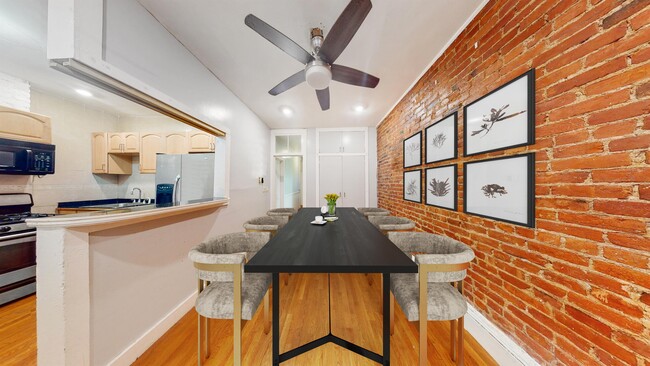Photo - 2 Mark St Apartments Unit #1