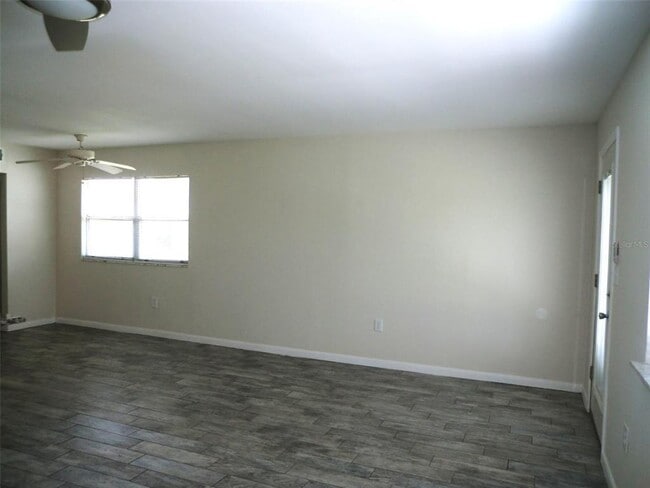 Photo - 1901 Andover Way Unit 47