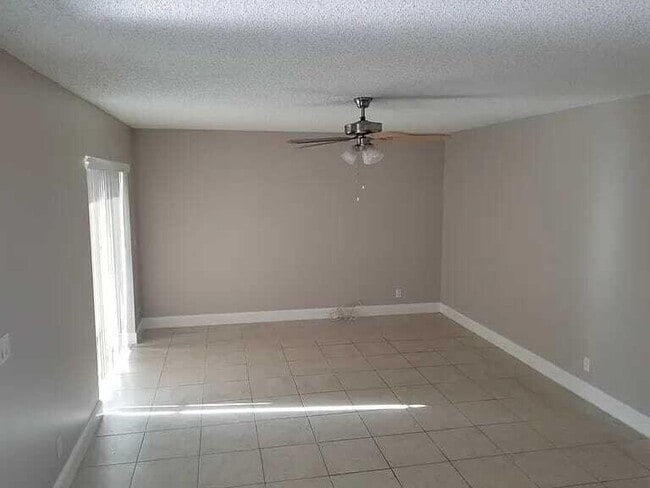 Photo - 2184 White Pine Cir