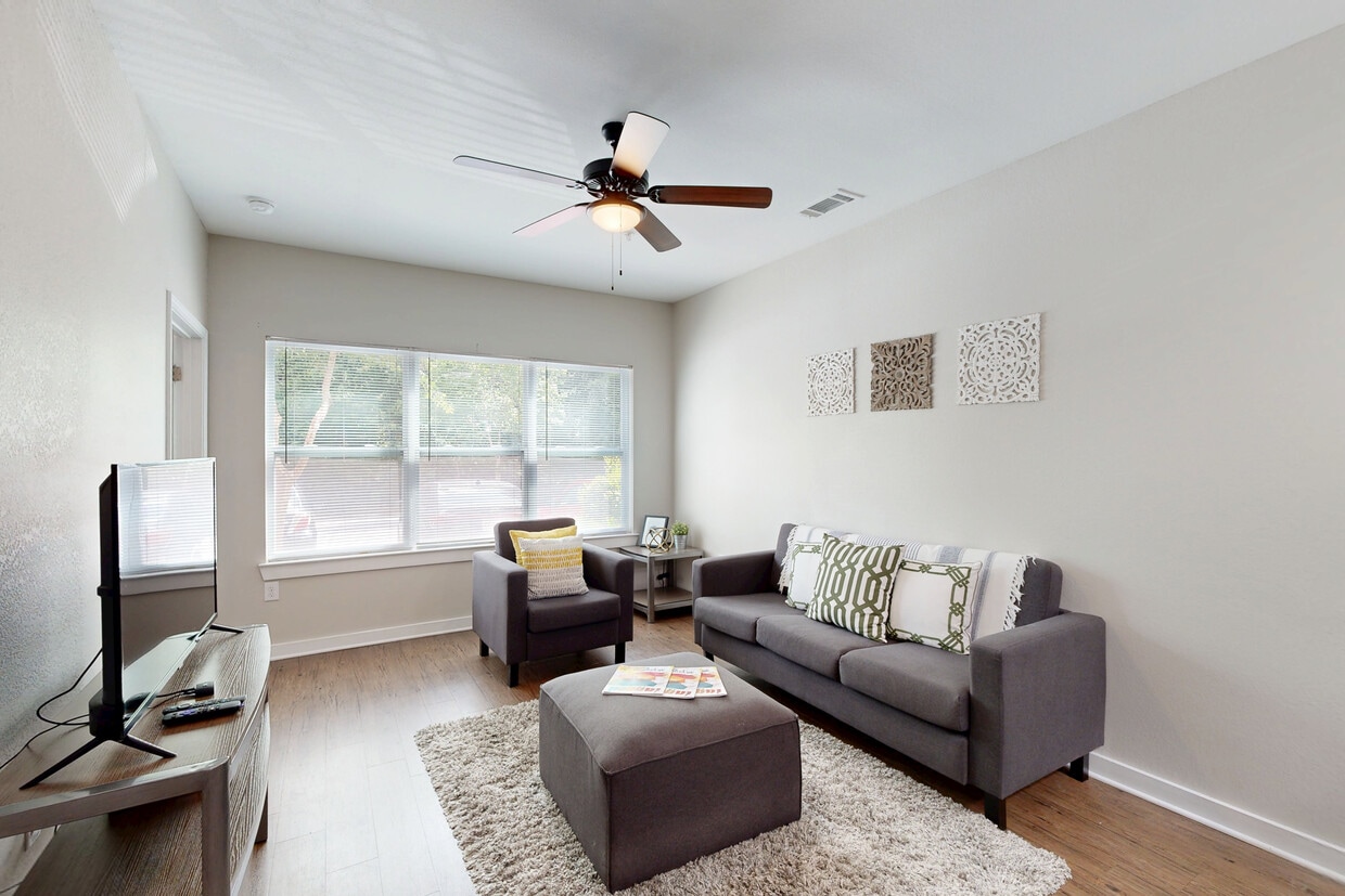 Photo - Westwoods Apartments