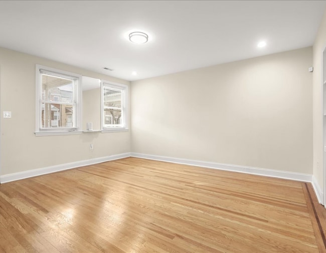 Photo - 1307 N Ellwood Ave