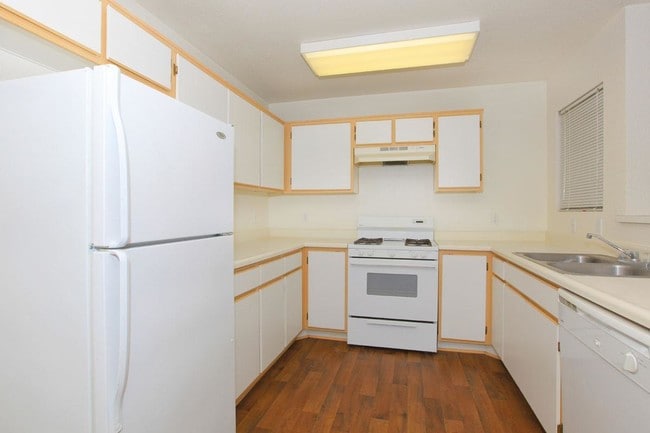 Photo - River Gardens Apartment Homes