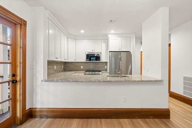 Photo - 75 Ferrin St Unit 1