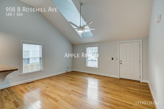 Photo - 908 Rosehill Ave