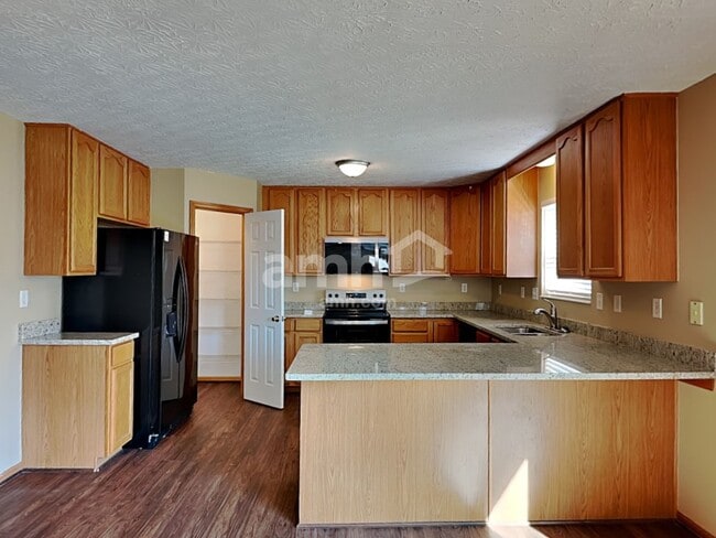 Photo - 55 Saddle Creek Ln