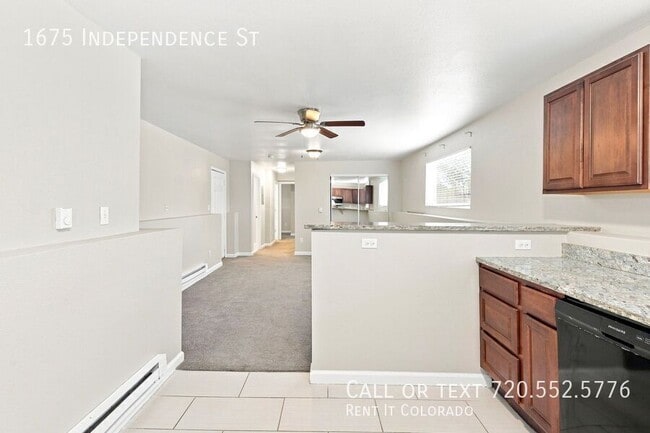 Photo - 1675 Independence St