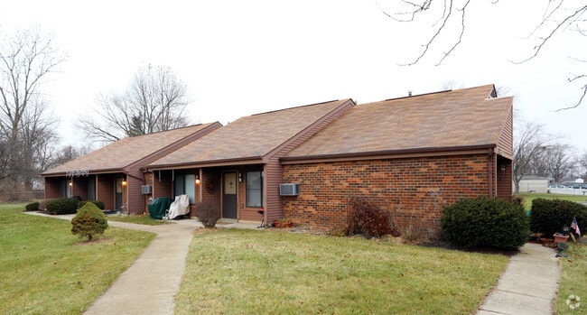 Photo - Sturbridge Green Apartments