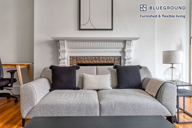 Photo - 499 Beacon St Unit FL3-ID393