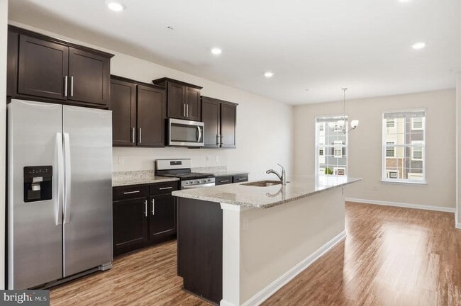 Photo - 1806 Kellington Ct