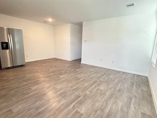 Photo - 16770 N Marie Vlg Dr