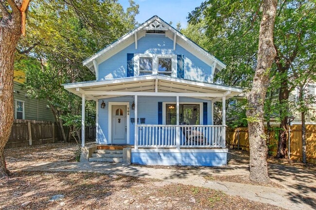 Building Photo - 704 Franklin Blvd Rental