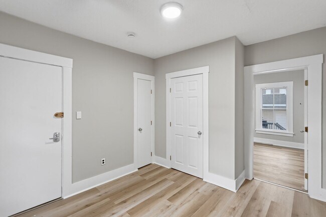 Photo - 71 Main St Unit 2