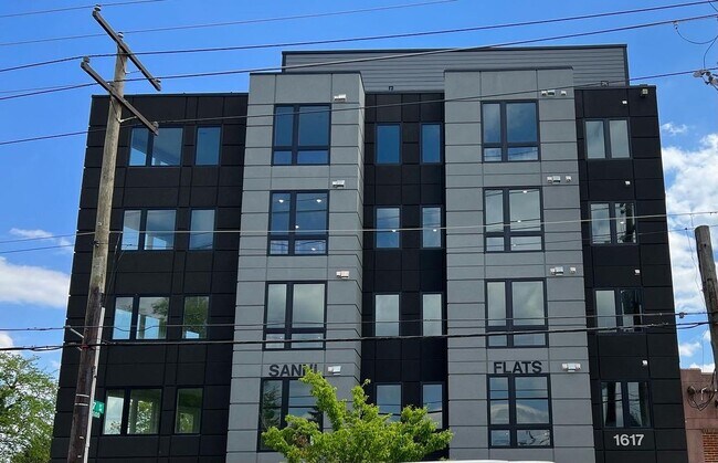 Building Photo - 1617 Rhode Island Ave NE