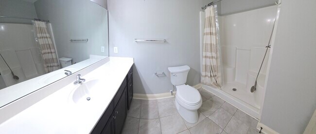 Master bathroom - 118 Ella Kinley Cir Unit 202
