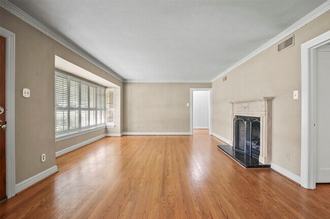 Photo - 7204 Meadow Lake Ave House