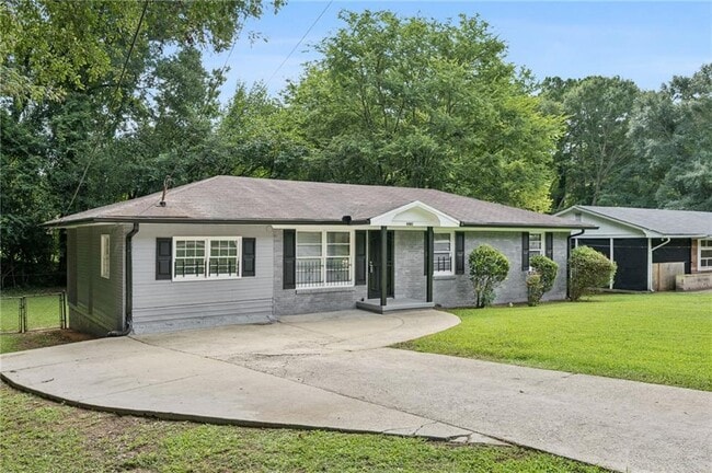 Photo - 3036 Will Rogers Pl SE